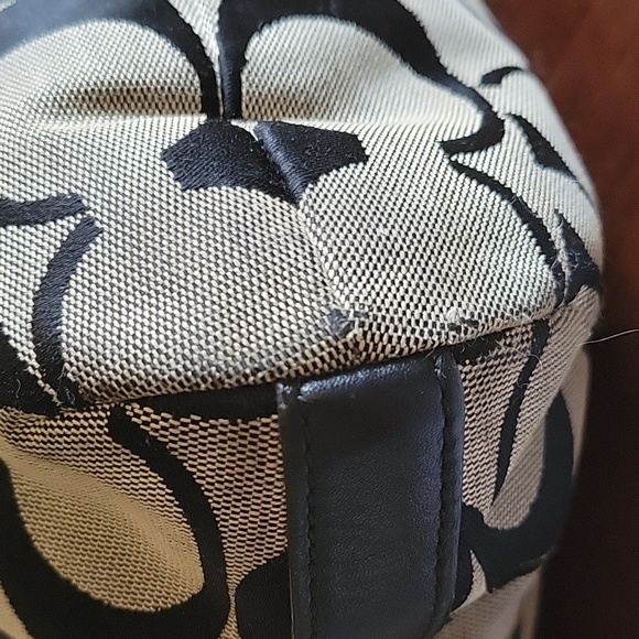 Vtg Coach Black Beige Jacquard Fabric Shoulder Bag Silver Hardwares - Picture 14 of 14